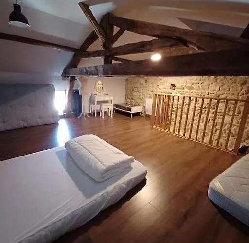 Maison De Bourg * Saint-Pierre-de-Côle